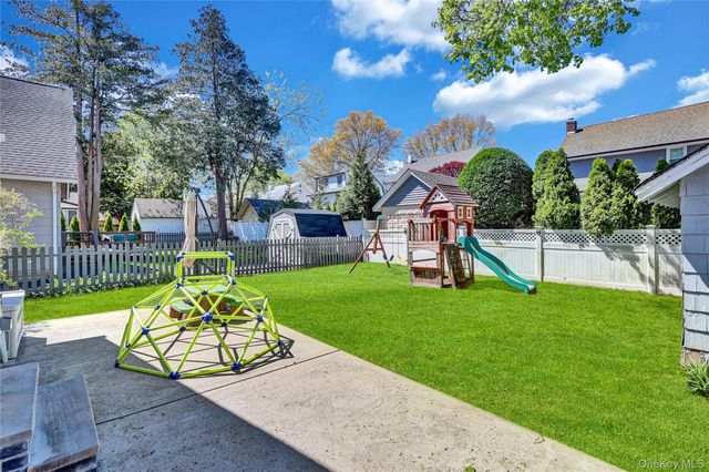 1834 Twain Street, North Baldwin, NY 11510
