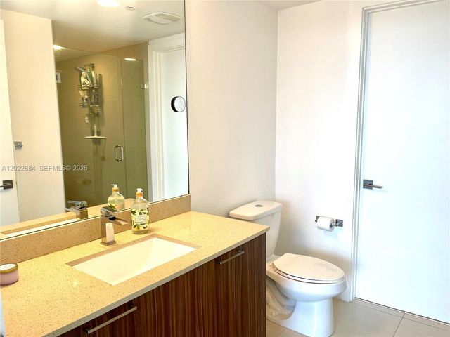 5252 NW 85th Avenue 406, Doral, FL 33166
