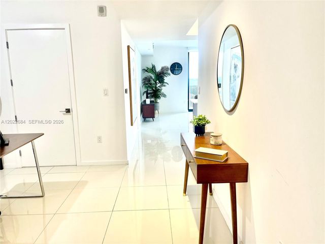 5252 NW 85th Avenue 406, Doral, FL 33166