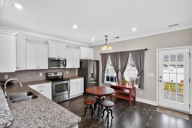 1519 Winding Creek Dr, Nolensville, TN 37135