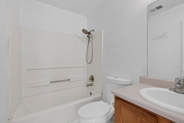 7304 Rainmaker Road SW, Albuquerque, NM 87121