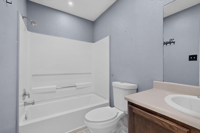 7304 Rainmaker Road SW, Albuquerque, NM 87121