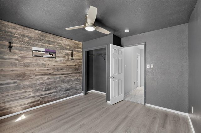 7304 Rainmaker Road SW, Albuquerque, NM 87121