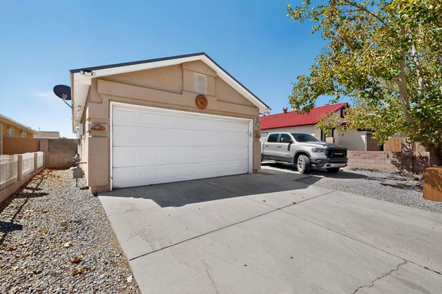 7304 Rainmaker Road SW, Albuquerque, NM 87121