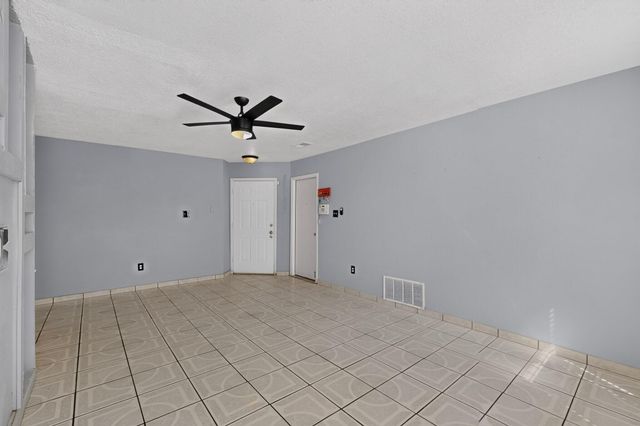 7304 Rainmaker Road SW, Albuquerque, NM 87121
