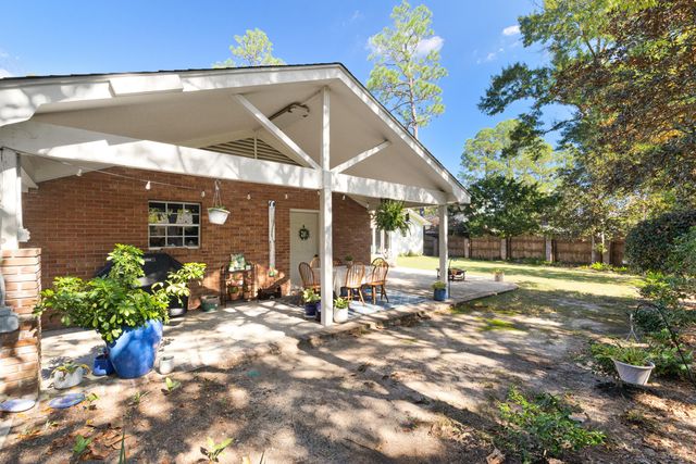 3202 Jamestown Rd., Hattiesburg, MS 39402