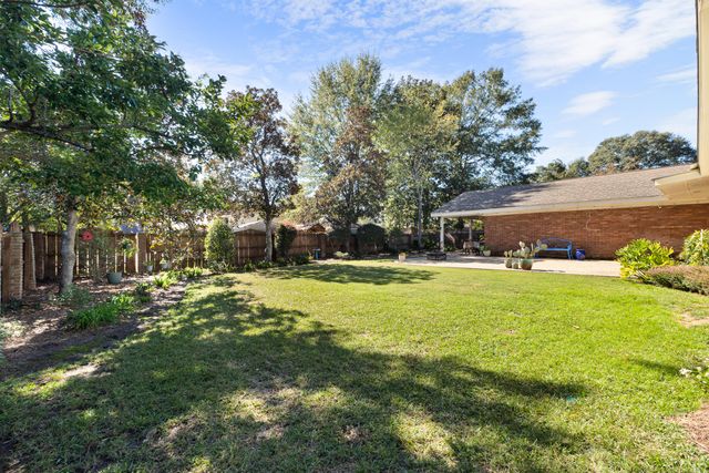 3202 Jamestown Rd., Hattiesburg, MS 39402