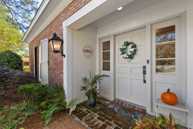 3202 Jamestown Rd., Hattiesburg, MS 39402