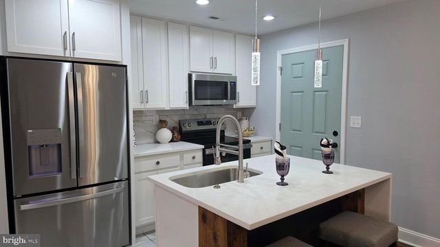 3504 MANCHESTER AVE, Baltimore, MD 21215