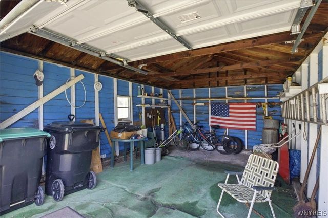 12 Tussing Lane, Tonawanda, NY 14150