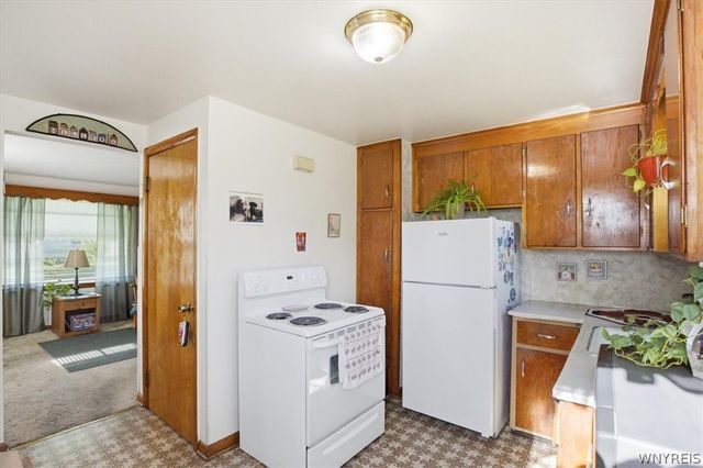 12 Tussing Lane, Tonawanda, NY 14150