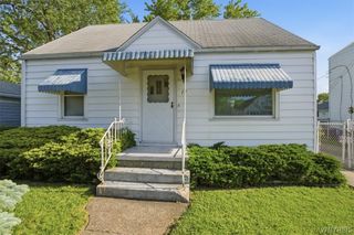 12 Tussing Lane, Tonawanda, NY 14150