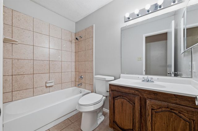 2500 Galemeadow Drive, Fort Worth, TX 76123