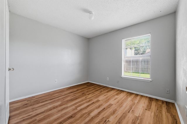 2500 Galemeadow Drive, Fort Worth, TX 76123