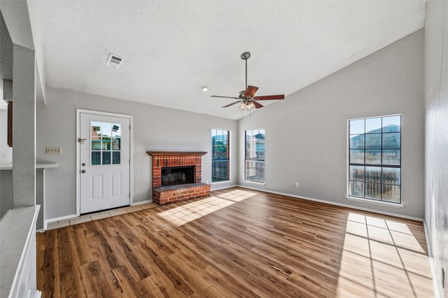 2500 Galemeadow Drive, Fort Worth, TX 76123