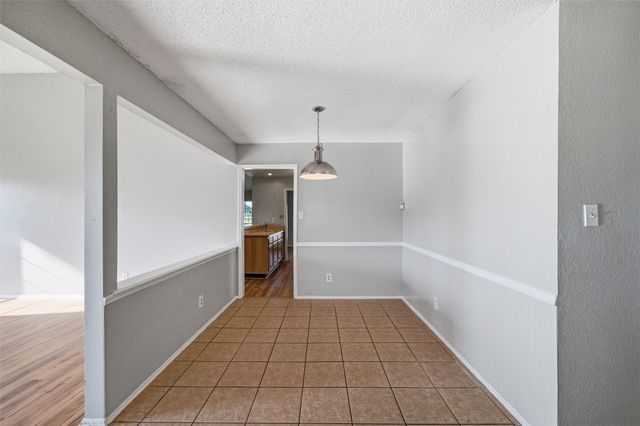 2500 Galemeadow Drive, Fort Worth, TX 76123