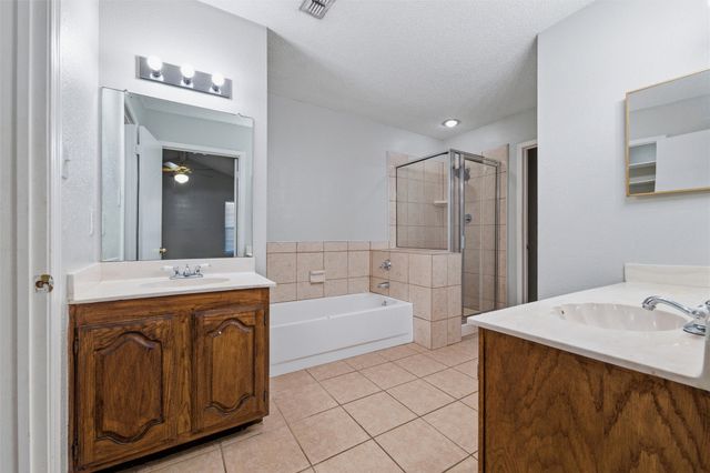 2500 Galemeadow Drive, Fort Worth, TX 76123