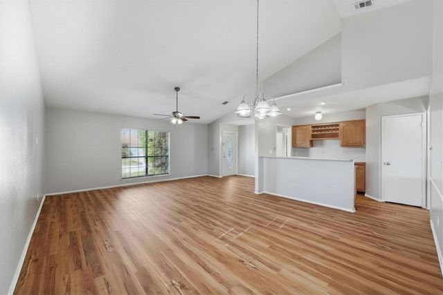 2500 Galemeadow Drive, Fort Worth, TX 76123