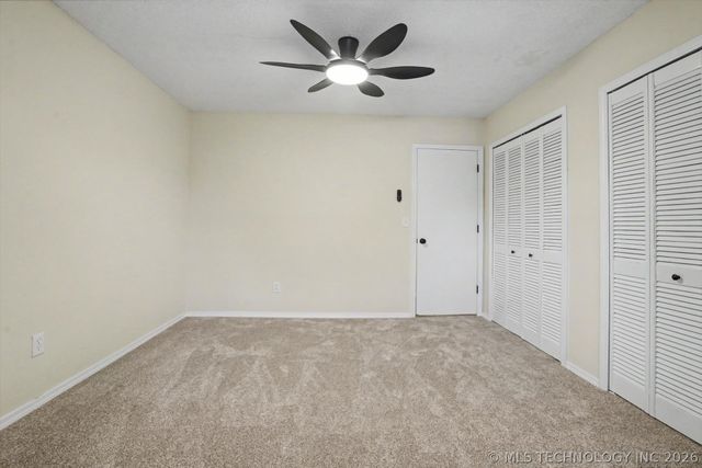 1009 N Forest Place, Jenks, OK 74037