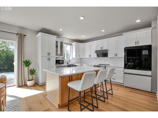 3394 Se 36TH St, Gresham, OR 97080