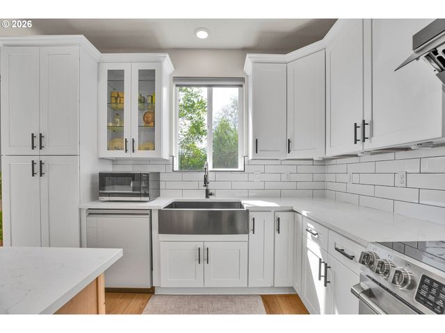 3394 Se 36TH St, Gresham, OR 97080