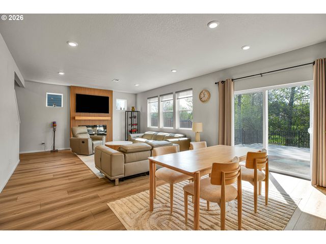 3394 Se 36TH St, Gresham, OR 97080