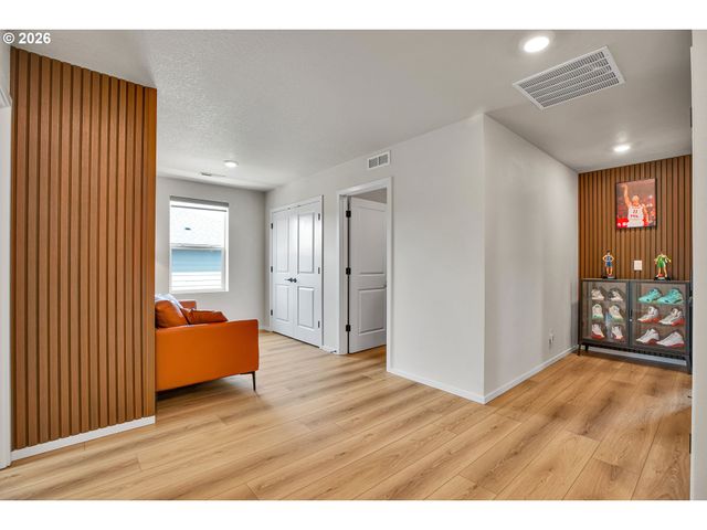 3394 Se 36TH St, Gresham, OR 97080