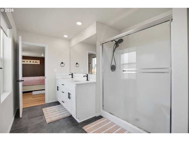 3394 Se 36TH St, Gresham, OR 97080