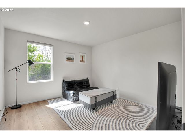 3394 Se 36TH St, Gresham, OR 97080