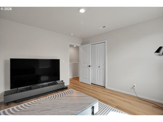 3394 Se 36TH St, Gresham, OR 97080