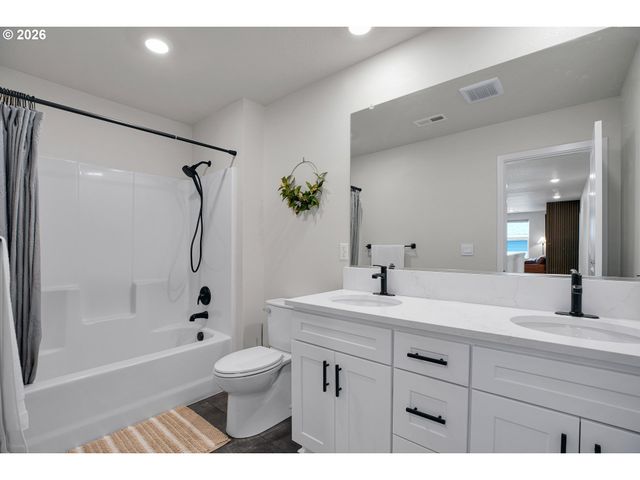 3394 Se 36TH St, Gresham, OR 97080