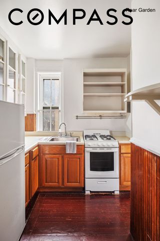 259 8th Street, New York City, NY 11215