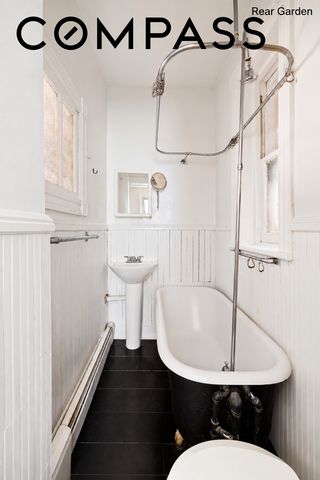 259 8th Street, New York City, NY 11215
