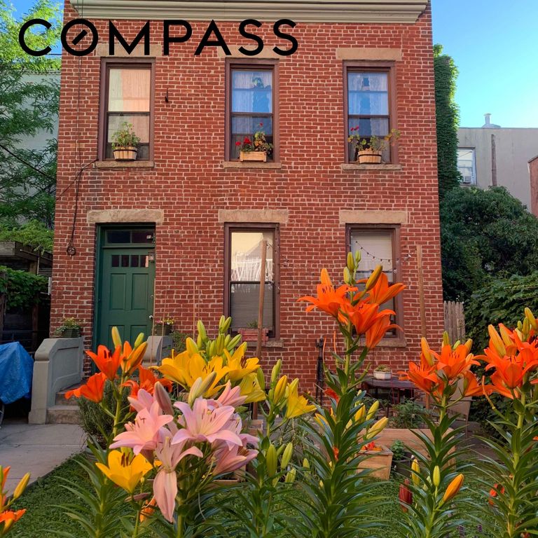 259 8th Street, New York City, NY 11215