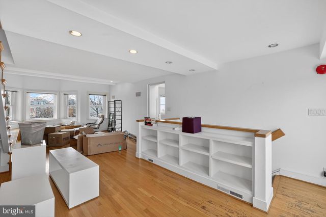 1771 T ST NW, Washington, DC 20009