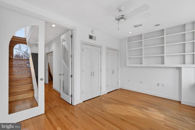 1771 T ST NW, Washington, DC 20009