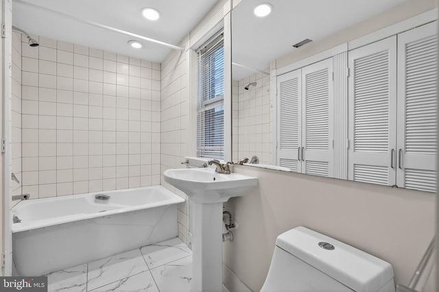 1771 T ST NW, Washington, DC 20009