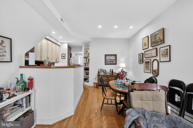 1771 T ST NW, Washington, DC 20009