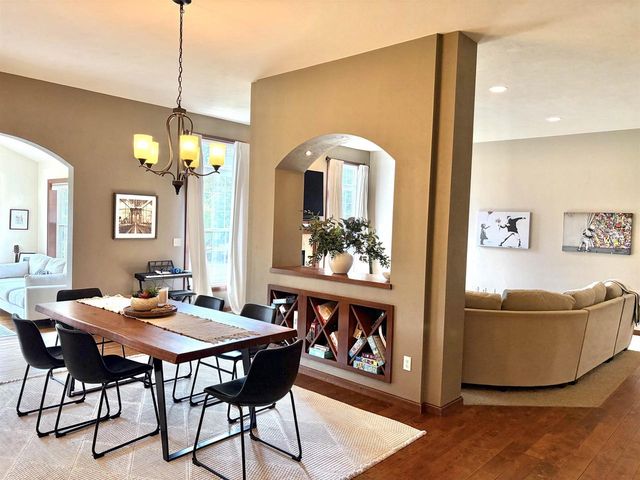 2701 E GLENHURST LANE, Appleton, WI 54913