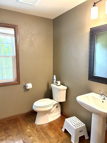 2701 E GLENHURST LANE, Appleton, WI 54913