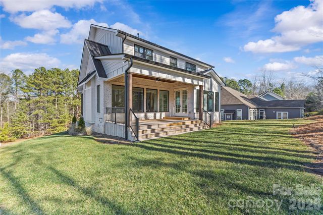 7362 Hemlock Court, Denver, NC 28037