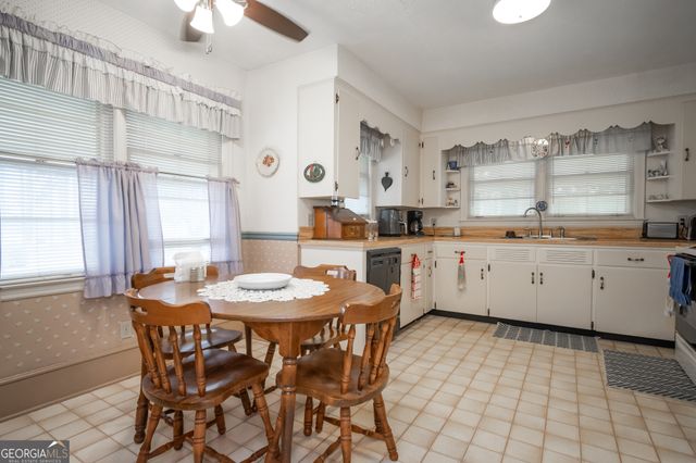 253 Woodland Drive, Winder, GA 30680