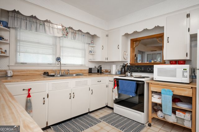 253 Woodland Drive, Winder, GA 30680