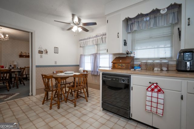 253 Woodland Drive, Winder, GA 30680