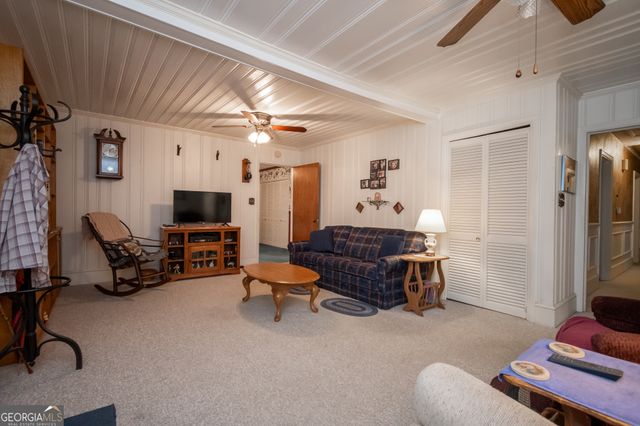 253 Woodland Drive, Winder, GA 30680