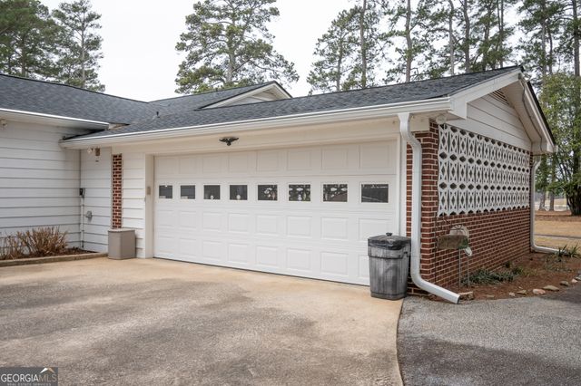 253 Woodland Drive, Winder, GA 30680