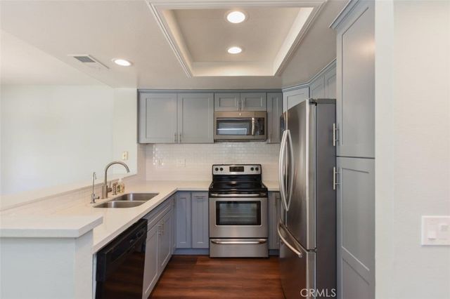 391 Stanford Court 1, Irvine, CA 92612