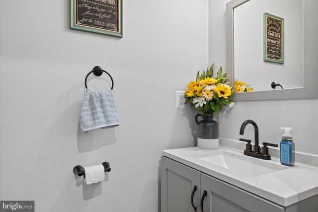 200 SALIDA TRL, Martinsburg, WV 25403