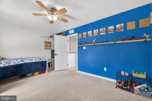 200 SALIDA TRL, Martinsburg, WV 25403