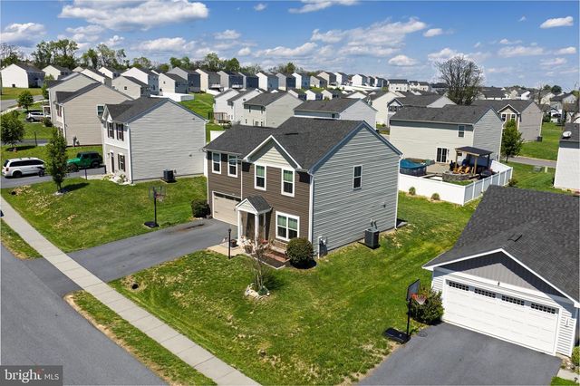 200 SALIDA TRL, Martinsburg, WV 25403